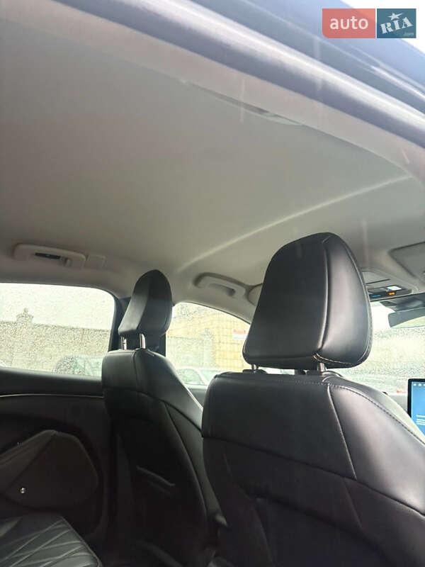 Внедорожник / Кроссовер Ford Mustang Mach-E 2022 в Ровно