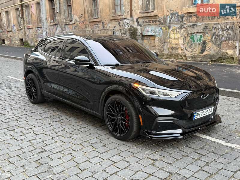 Ford Mustang Mach-E 2023