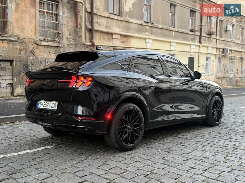 Внедорожник / Кроссовер Ford Mustang Mach-E 2023 в Одессе