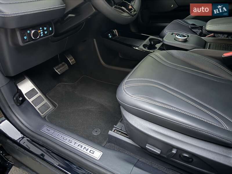 Внедорожник / Кроссовер Ford Mustang Mach-E 2023 в Одессе