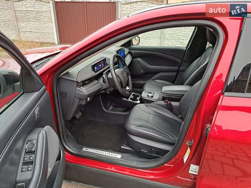Внедорожник / Кроссовер Ford Mustang Mach-E 2020 в Ровно