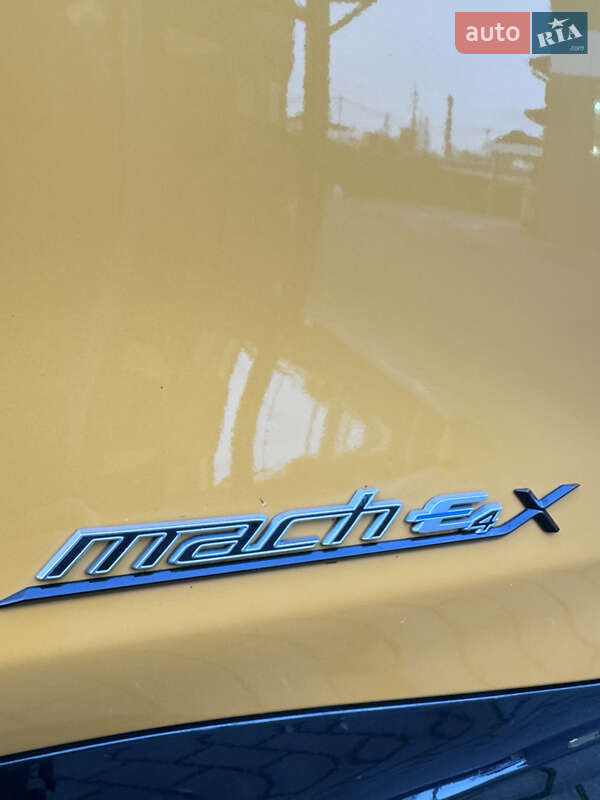 Внедорожник / Кроссовер Ford Mustang Mach-E 2022 в Ровно