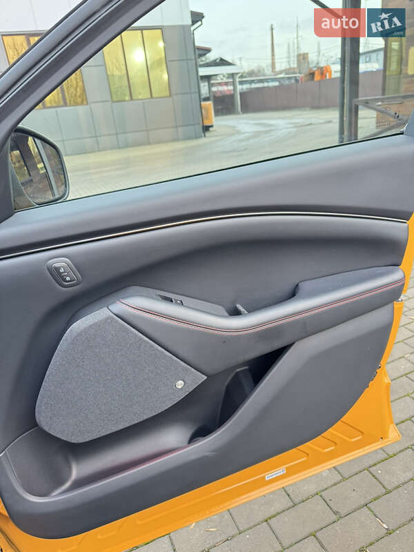 Внедорожник / Кроссовер Ford Mustang Mach-E 2022 в Ровно