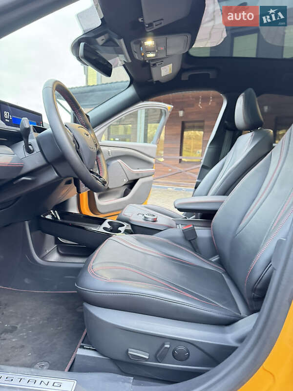 Внедорожник / Кроссовер Ford Mustang Mach-E 2022 в Ровно