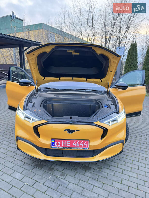 Внедорожник / Кроссовер Ford Mustang Mach-E 2022 в Ровно