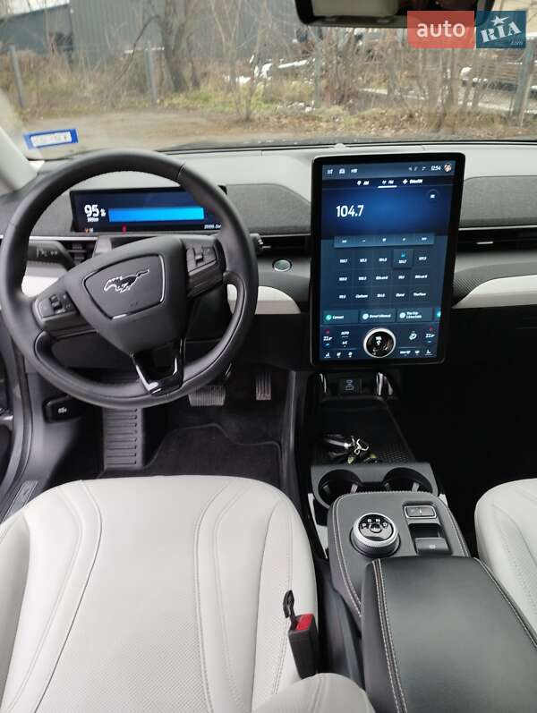 Внедорожник / Кроссовер Ford Mustang Mach-E 2023 в Ивано-Франковске фото 13 Внедорожник / Кроссовер Ford Mustang Mach-E 2023 в Ивано-Франковске