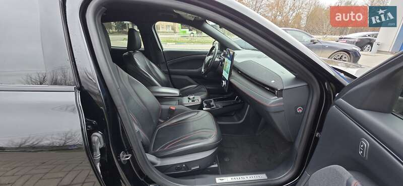 Позашляховик / Кросовер Ford Mustang Mach-E 2022 в Тернополі