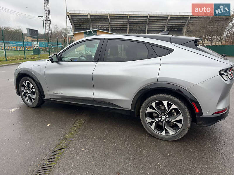 Позашляховик / Кросовер Ford Mustang Mach-E 2021 в Івано-Франківську