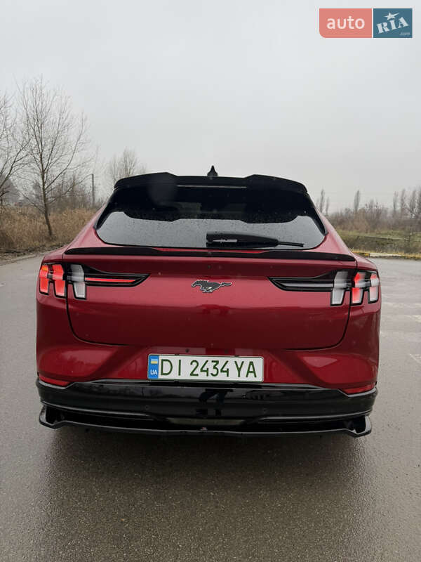Позашляховик / Кросовер Ford Mustang Mach-E 2021 в Києві