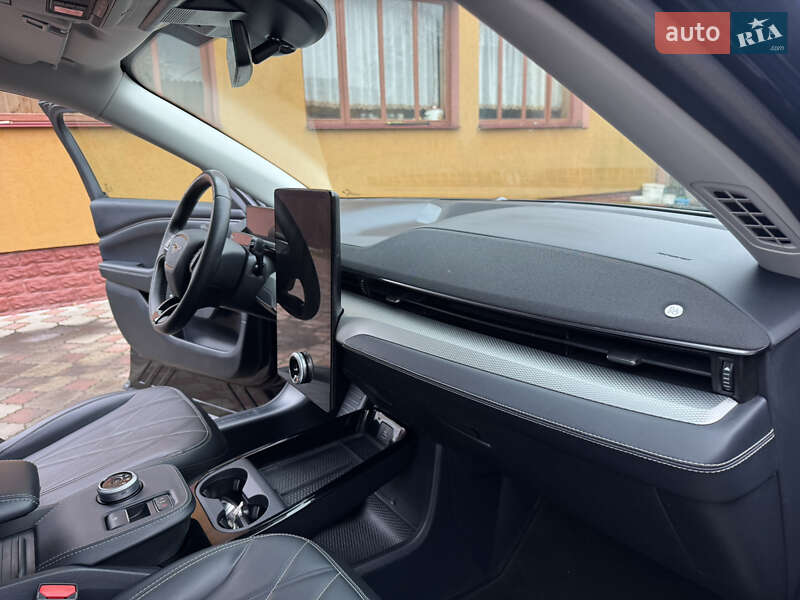 Внедорожник / Кроссовер Ford Mustang Mach-E 2021 в Ровно