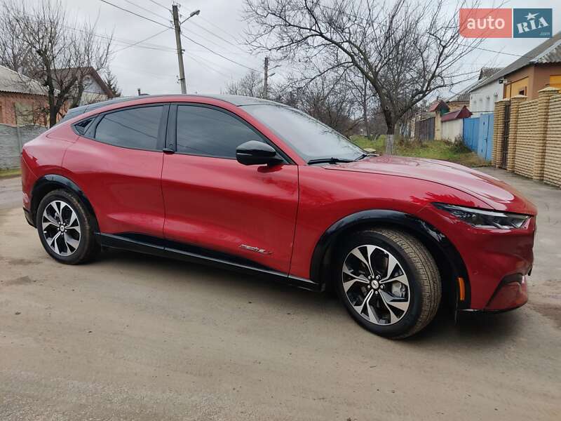 Позашляховик / Кросовер Ford Mustang Mach-E 2023 в Харкові