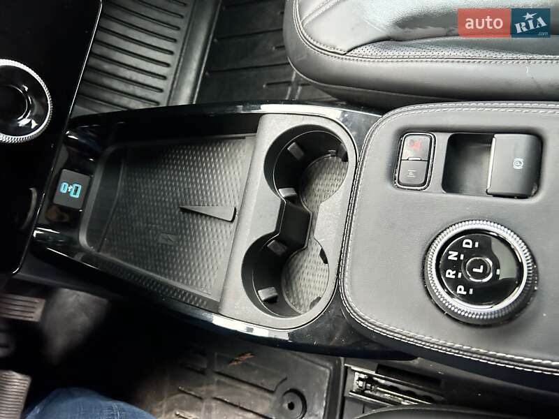 Позашляховик / Кросовер Ford Mustang Mach-E 2022 в Києві