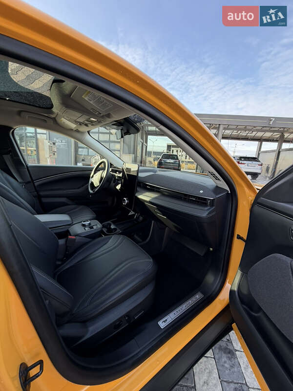 Внедорожник / Кроссовер Ford Mustang Mach-E 2023 в Львове фото 23 Внедорожник / Кроссовер Ford Mustang Mach-E 2023 в Львове