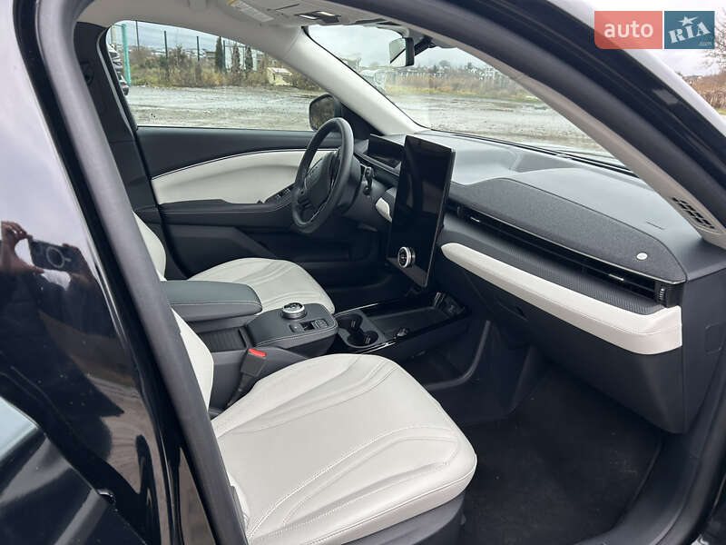 Внедорожник / Кроссовер Ford Mustang Mach-E 2024 в Тернополе фото 10 Внедорожник / Кроссовер Ford Mustang Mach-E 2024 в Тернополе