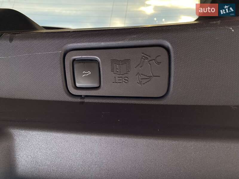 Внедорожник / Кроссовер Ford Mustang Mach-E 2022 в Львове фото 31 Внедорожник / Кроссовер Ford Mustang Mach-E 2022 в Львове