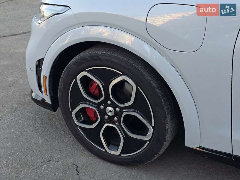 Внедорожник / Кроссовер Ford Mustang Mach-E 2022 в Тернополе