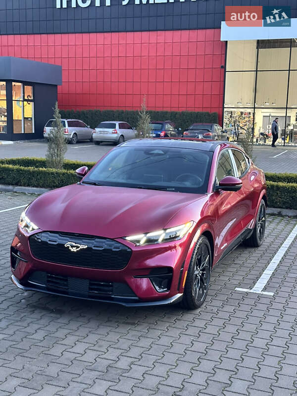 Внедорожник / Кроссовер Ford Mustang Mach-E 2025 в Виннице фото 3 Внедорожник / Кроссовер Ford Mustang Mach-E 2025 в Виннице