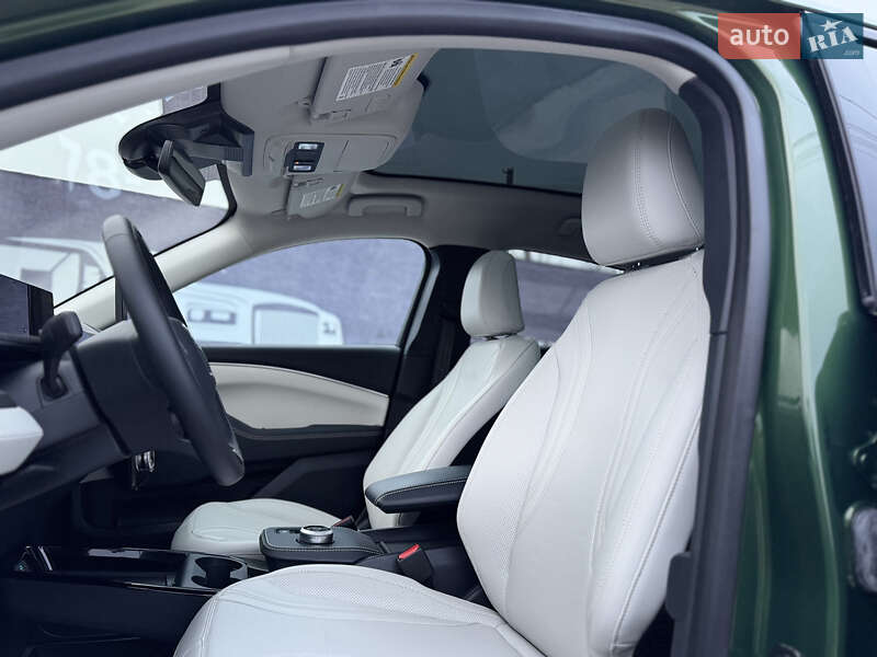 Внедорожник / Кроссовер Ford Mustang Mach-E 2024 в Львове фото 12 Внедорожник / Кроссовер Ford Mustang Mach-E 2024 в Львове