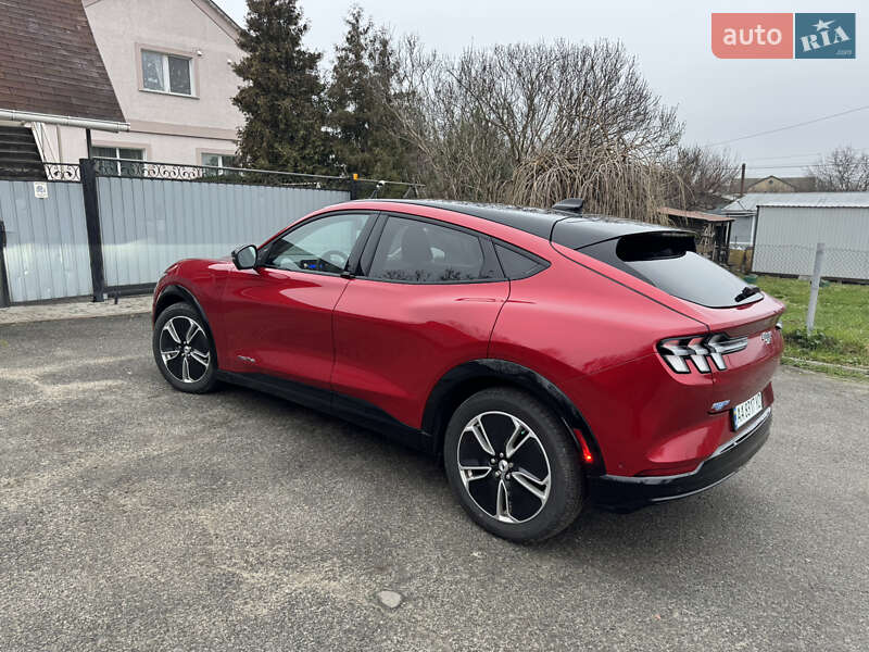 Внедорожник / Кроссовер Ford Mustang Mach-E 2023 в Киеве