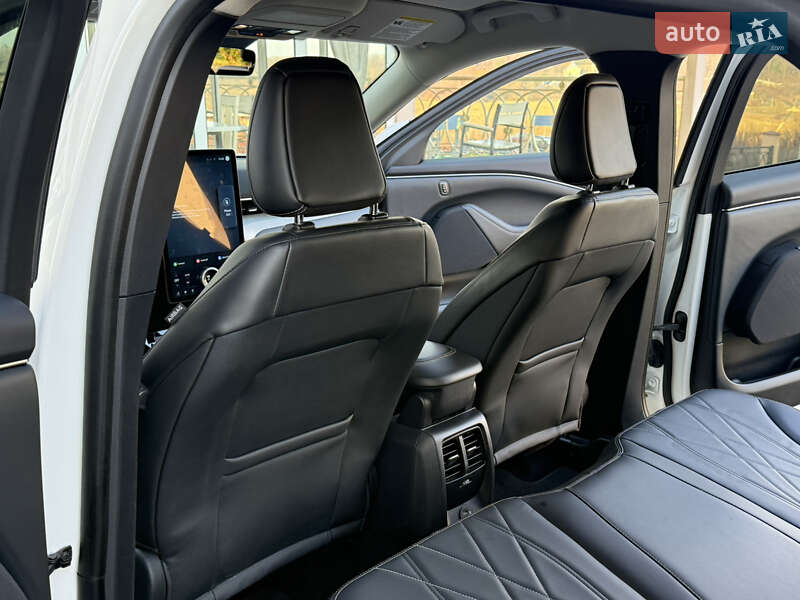 Внедорожник / Кроссовер Ford Mustang Mach-E 2022 в Дрогобыче фото 62 Внедорожник / Кроссовер Ford Mustang Mach-E 2022 в Дрогобыче