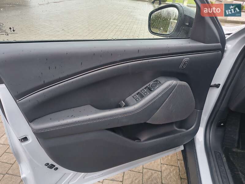 Внедорожник / Кроссовер Ford Mustang Mach-E 2023 в Дрогобыче