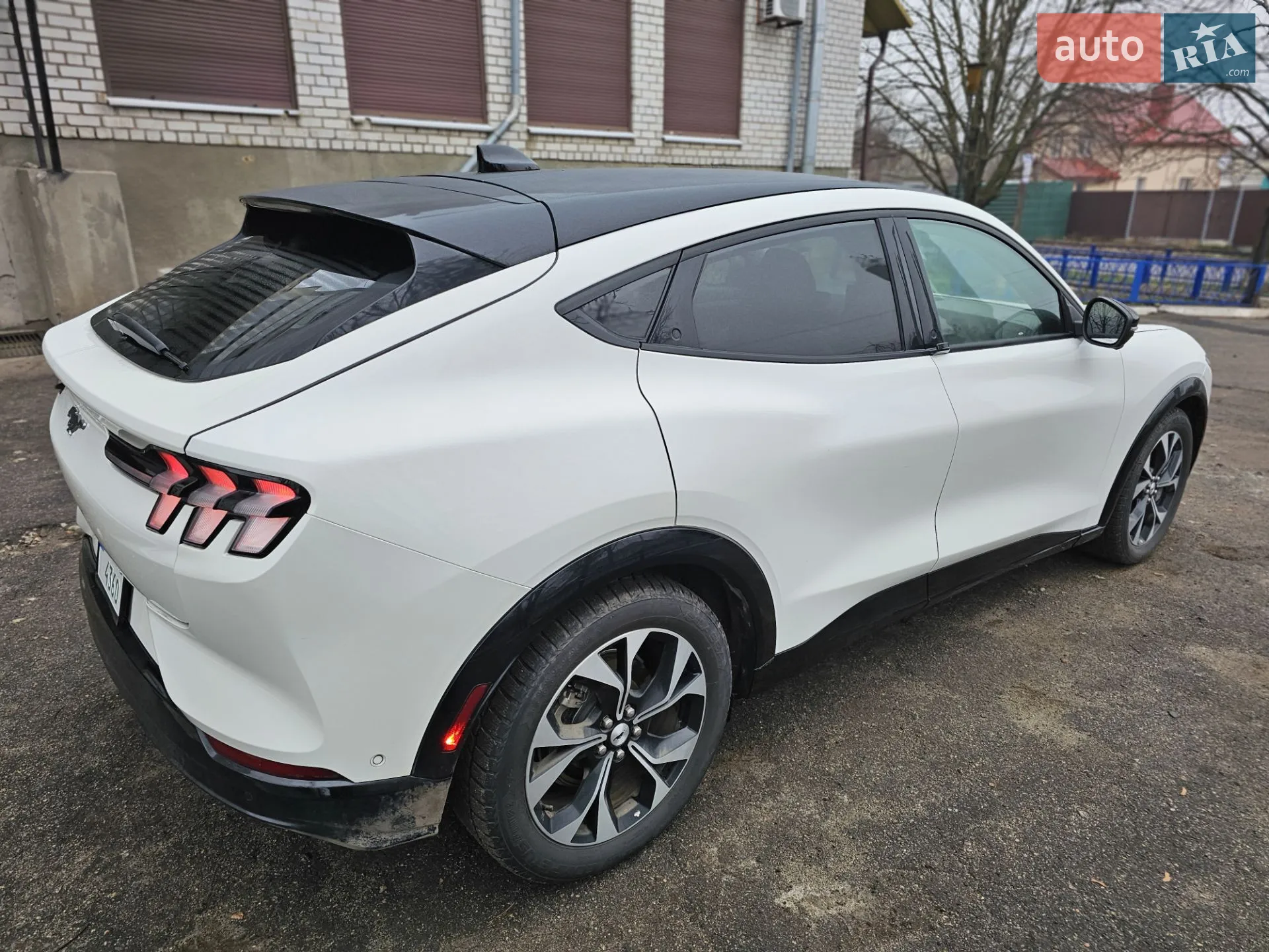 2021 Ford Mustang Mach-E - мініатюра 5