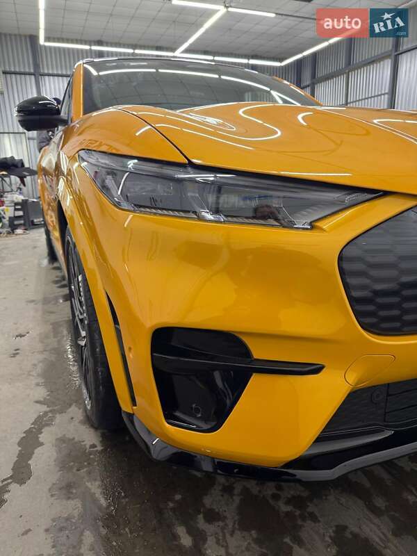 Позашляховик / Кросовер Ford Mustang Mach-E 2023 в Києві