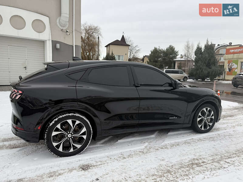Позашляховик / Кросовер Ford Mustang Mach-E 2022 в Українці