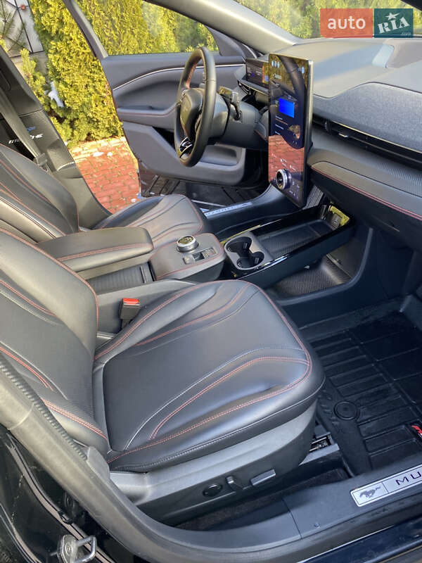 Внедорожник / Кроссовер Ford Mustang Mach-E 2021 в Виннице фото 5 Внедорожник / Кроссовер Ford Mustang Mach-E 2021 в Виннице