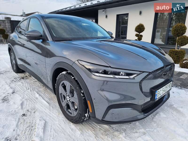 Ford Mustang Mach-E 2021