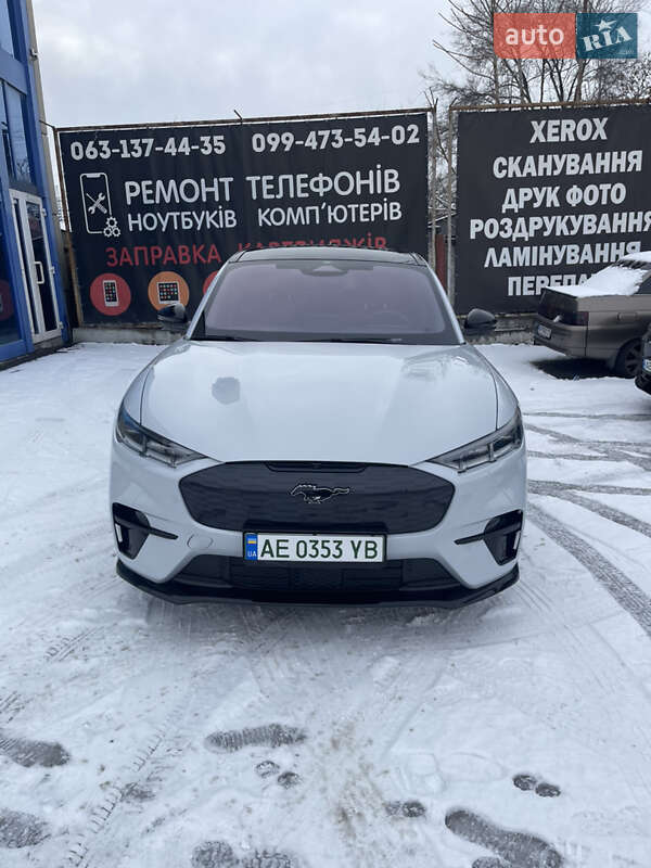 Позашляховик / Кросовер Ford Mustang Mach-E 2022 в Дніпрі