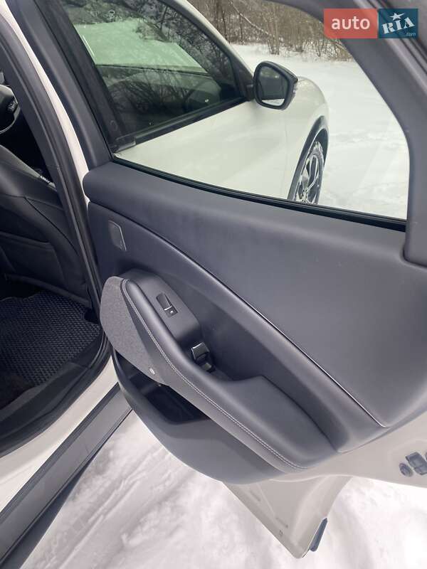 Внедорожник / Кроссовер Ford Mustang Mach-E 2020 в Ровно