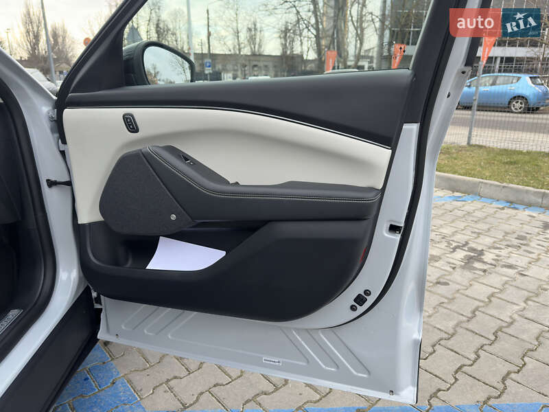 Внедорожник / Кроссовер Ford Mustang Mach-E 2023 в Одессе фото 11 Внедорожник / Кроссовер Ford Mustang Mach-E 2023 в Одессе