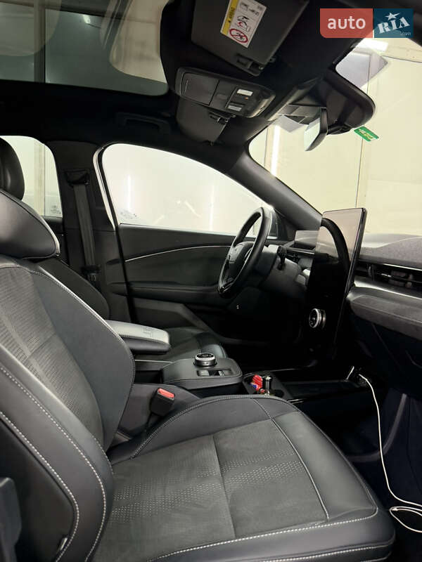 Внедорожник / Кроссовер Ford Mustang Mach-E 2023 в Киеве