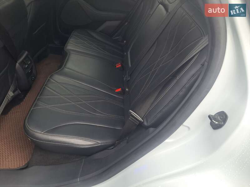 Позашляховик / Кросовер Ford Mustang Mach-E 2022 в Києві