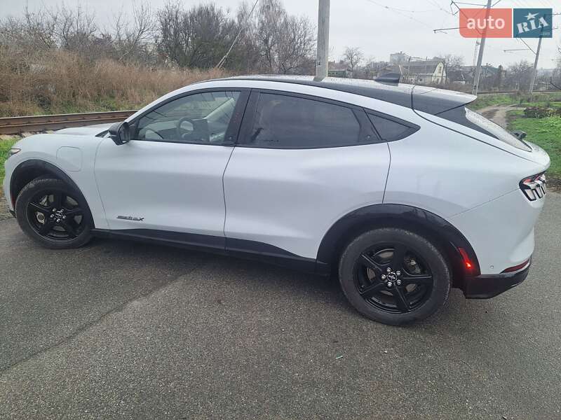 Позашляховик / Кросовер Ford Mustang Mach-E 2022 в Києві