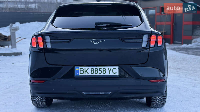 Позашляховик / Кросовер Ford Mustang Mach-E 2021 в Радивиліві