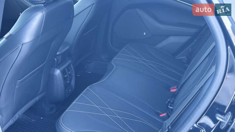 Позашляховик / Кросовер Ford Mustang Mach-E 2021 в Радивиліві