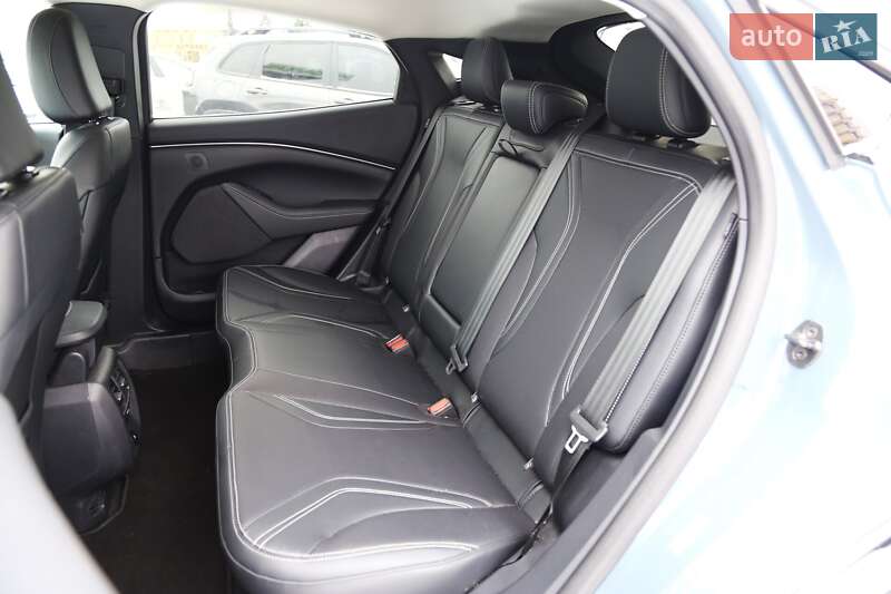 Позашляховик / Кросовер Ford Mustang Mach-E 2024 в Києві фото 9 Позашляховик / Кросовер Ford Mustang Mach-E 2024 в Києві