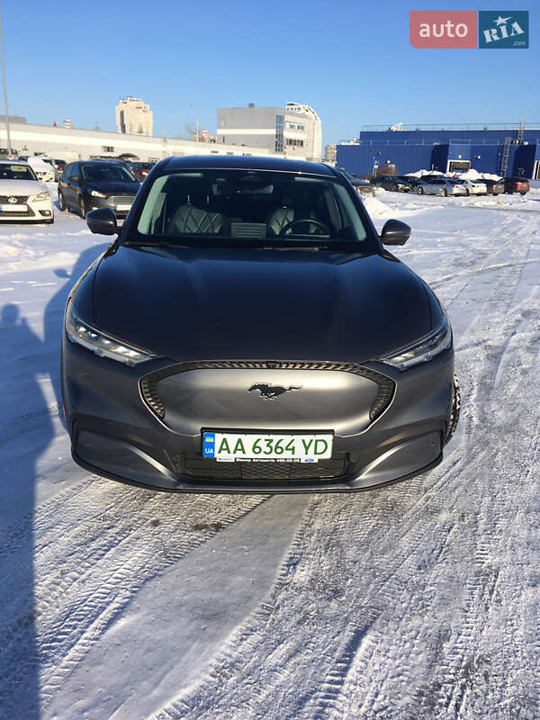 Позашляховик / Кросовер Ford Mustang Mach-E 2021 в Києві