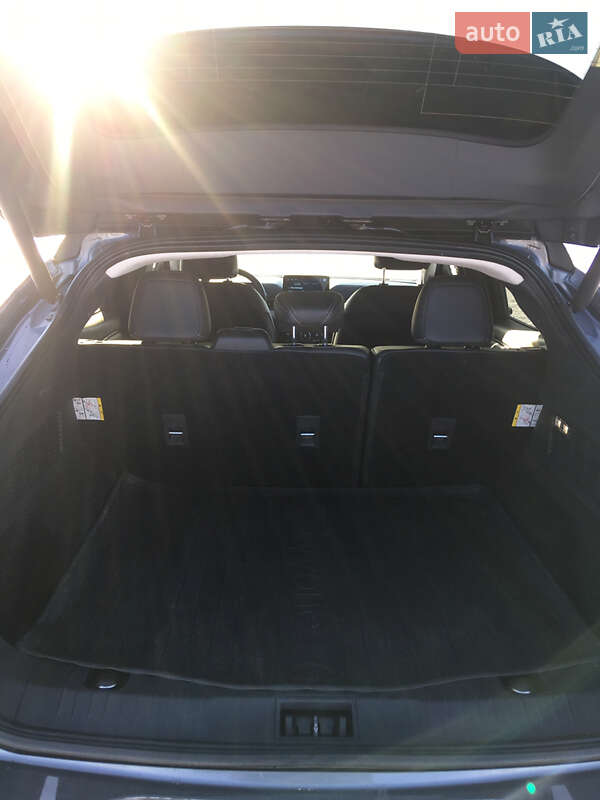 Позашляховик / Кросовер Ford Mustang Mach-E 2021 в Києві