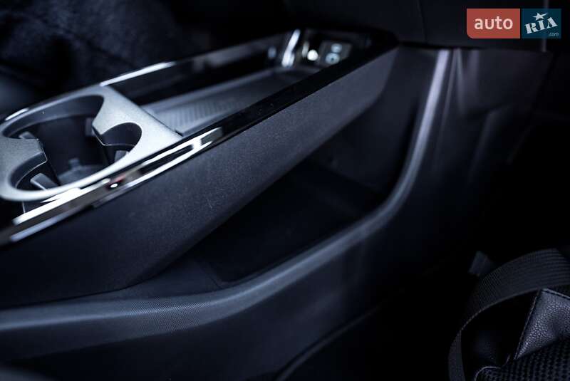 Позашляховик / Кросовер Ford Mustang Mach-E 2024 в Києві