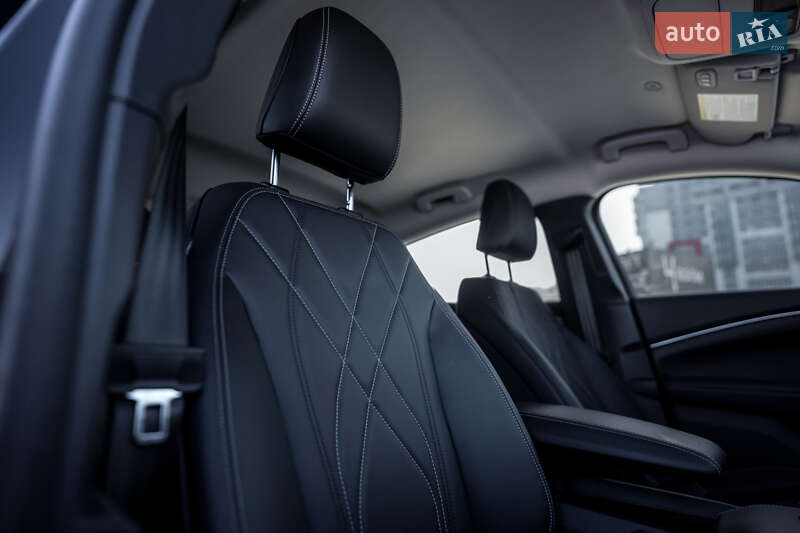 Позашляховик / Кросовер Ford Mustang Mach-E 2024 в Києві