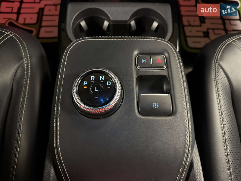 Позашляховик / Кросовер Ford Mustang Mach-E 2021 в Києві