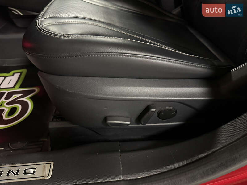 Позашляховик / Кросовер Ford Mustang Mach-E 2021 в Києві