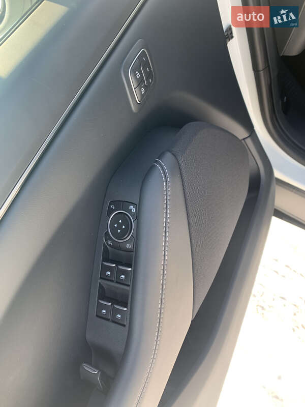 Позашляховик / Кросовер Ford Mustang Mach-E 2024 в Коломиї