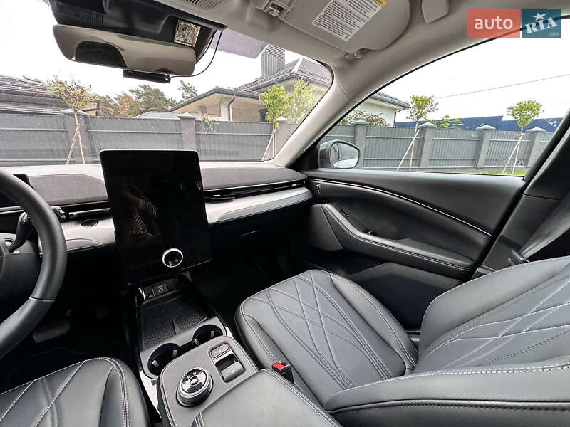 Позашляховик / Кросовер Ford Mustang Mach-E 2023 в Луцьку