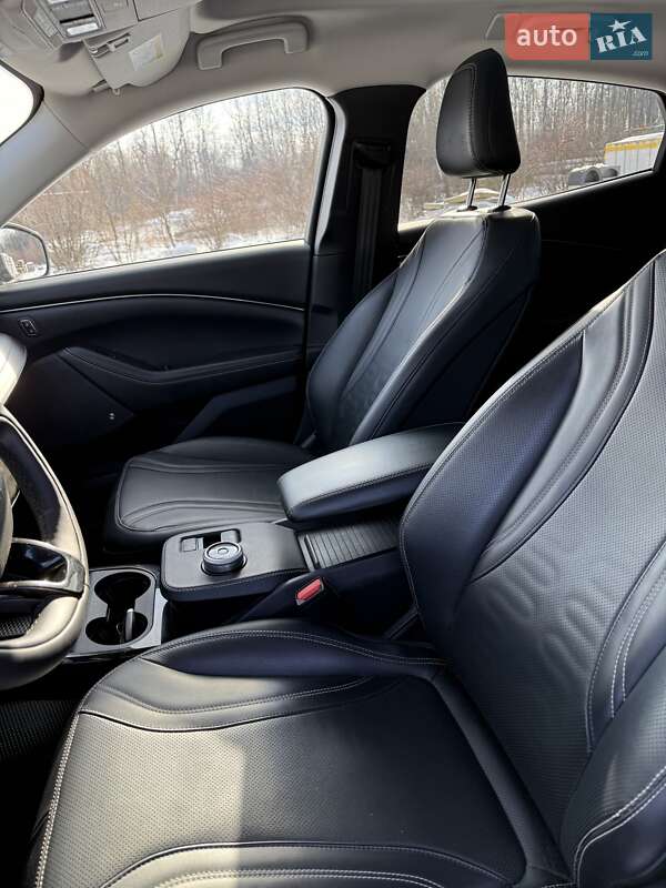Внедорожник / Кроссовер Ford Mustang Mach-E 2021 в Черновцах