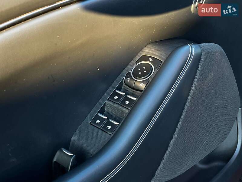 Позашляховик / Кросовер Ford Mustang Mach-E 2021 в Києві фото 15 Позашляховик / Кросовер Ford Mustang Mach-E 2021 в Києві