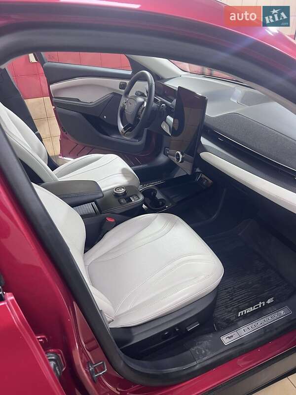 Внедорожник / Кроссовер Ford Mustang Mach-E 2023 в Киеве